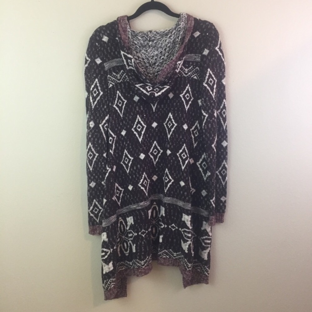 Maurice’s Cardigan - Picture 4 of 5